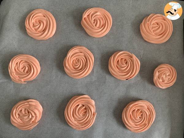 Baisers in Form von Rosen, zuckersüß! - Zubereitung Schritt 7