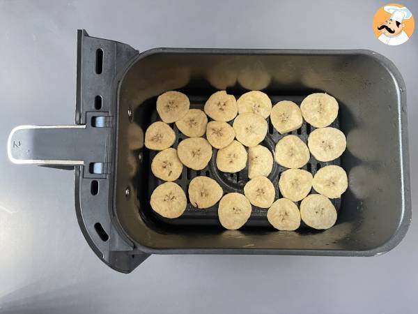 Kochbananenchips in der Heißluftfritteuse - Zubereitung Schritt 3
