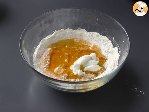 Cake mit Schinken, Oliven und getrockneten Tomaten mit Skyr - Zubereitung Schritt 2