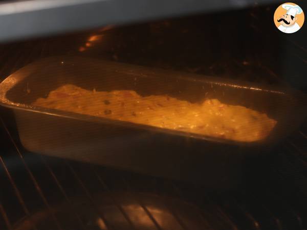 Cake mit Schinken, Oliven und getrockneten Tomaten mit Skyr - Zubereitung Schritt 5