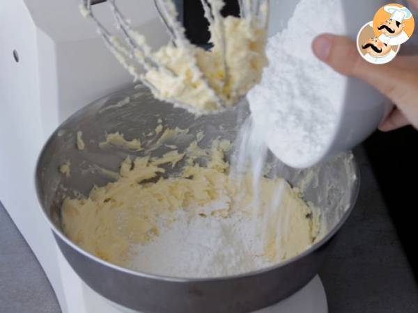 Monster-Cupcakes für Halloween - Zubereitung Schritt 6