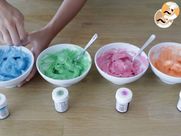 Monster-Cupcakes für Halloween - Zubereitung Schritt 8