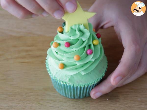 Weihnachtlich dekorierte Cupcakes - Zubereitung Schritt 12