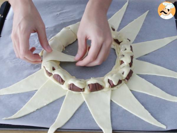 Dreikönigskuchen mit Kinder Bueno - Zubereitung Schritt 12