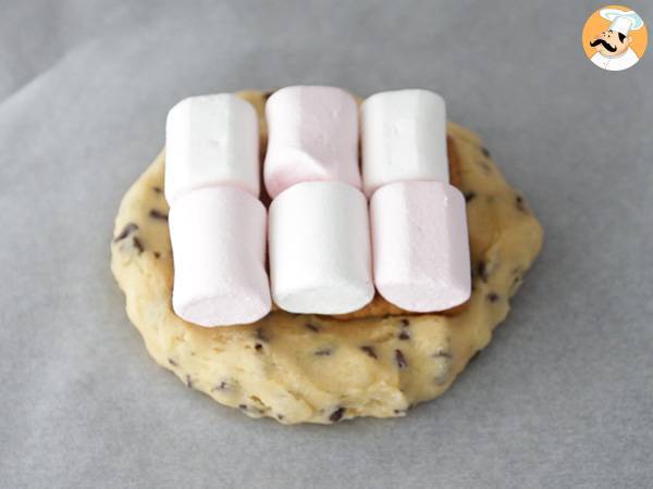 Riesenkekskuchen mit Marshmallows - Zubereitung Schritt 7