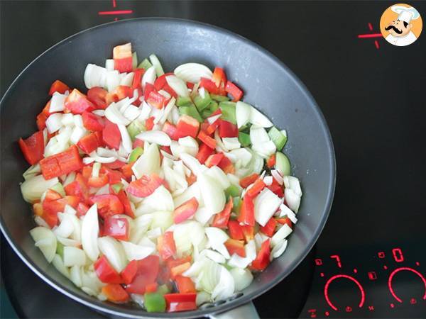 Empanada mit Thunfisch auf spanische Art - Zubereitung Schritt 1