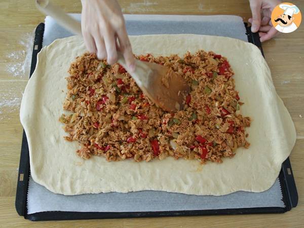 Empanada mit Thunfisch auf spanische Art - Zubereitung Schritt 9
