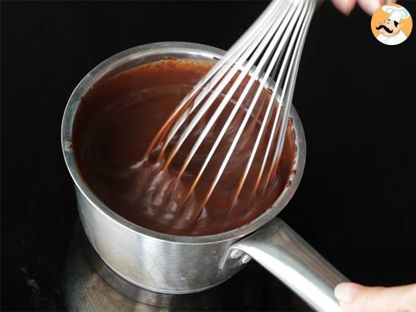 Terrine mit kleinen Butterstückchen - Zubereitung Schritt 1