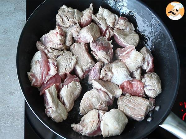 Schweinefleisch mit Karamell - Zubereitung Schritt 1