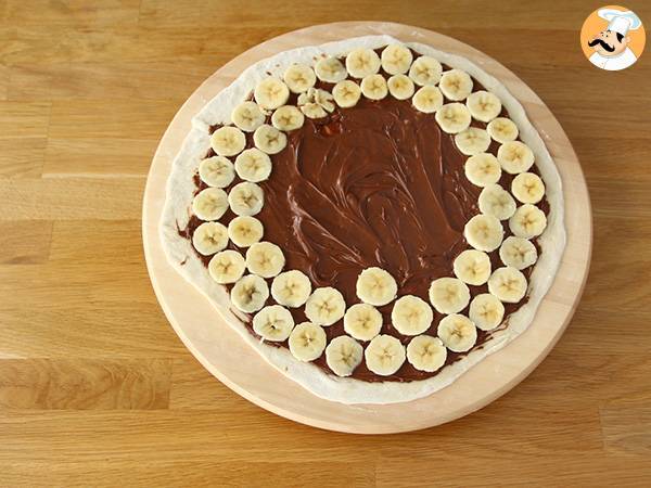 Süße Pizza Banane-Schokolade - Zubereitung Schritt 2