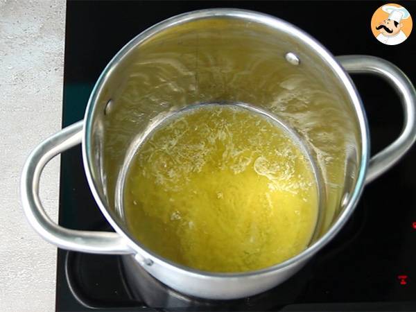 Zwiebelsuppe, ein Klassiker - Zubereitung Schritt 1