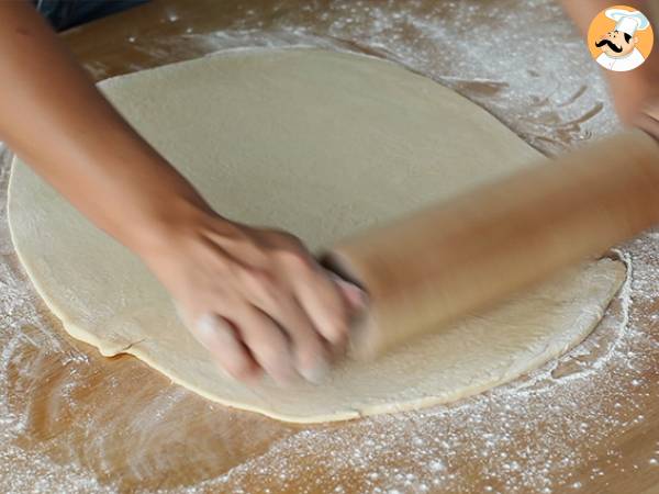 Croissants mit Kondensmilch - Zubereitung Schritt 3