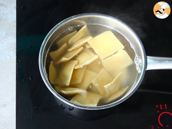 Ravioli mit Ricotta, das Rezept Schritt für Schritt erklärt - Zubereitung Schritt 8