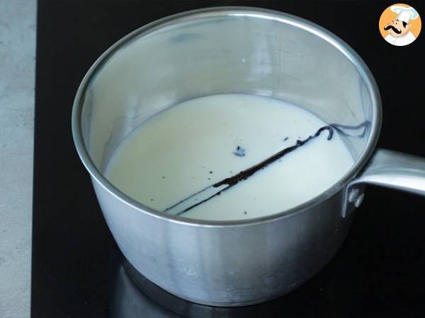 Blätterteigkrapfen mit Vanille - Zubereitung Schritt 4