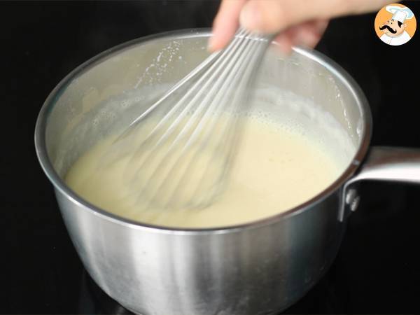 Eclairs mit Pistaziencreme und Himbeeren - Zubereitung Schritt 3