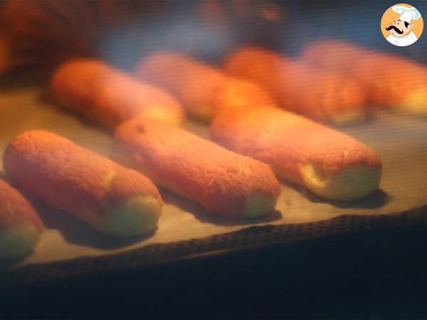 Eclairs mit Pistaziencreme und Himbeeren - Zubereitung Schritt 12