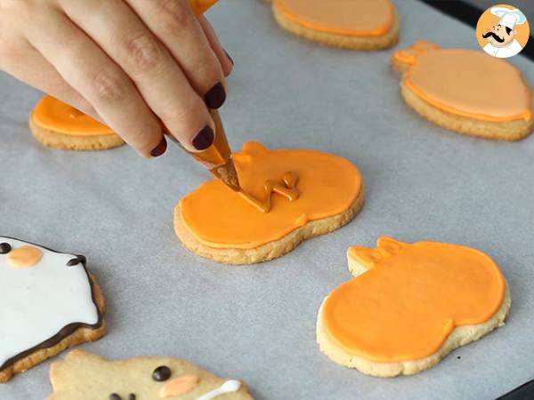 Molang Halloween verziertes Mürbegebäck - Zubereitung Schritt 8