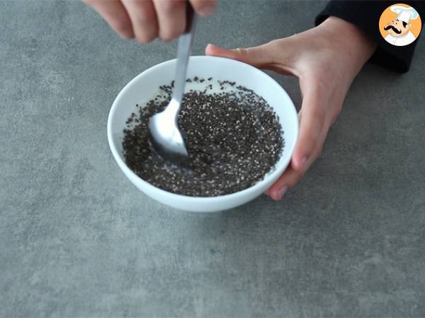 Chiasamen-Pudding mit Kiwi - Zubereitung Schritt 1