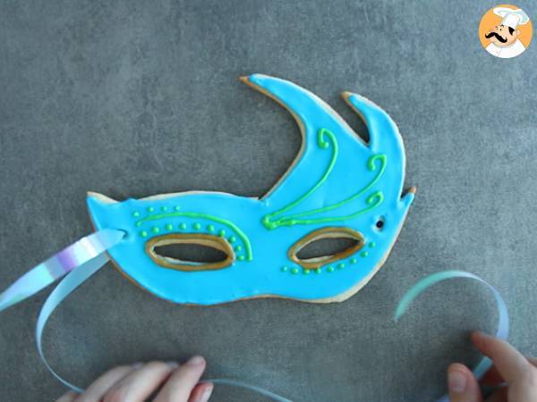 Mürbegebäck Karnevalsmasken - Zubereitung Schritt 6