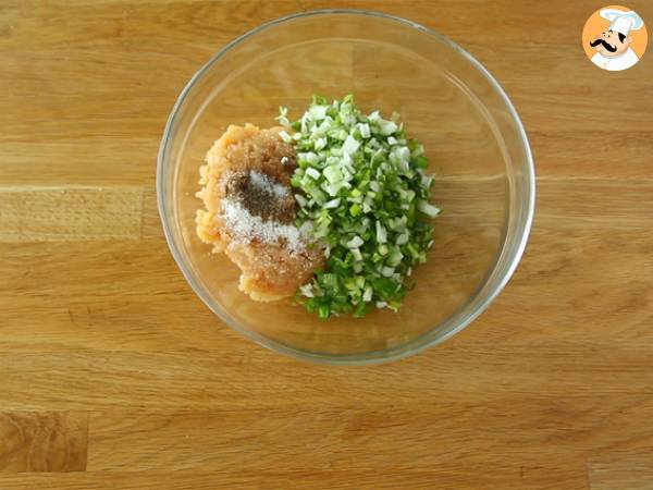 Gedämpfte Teigtaschen - Bouchons réunionnais mit Huhn - Zubereitung Schritt 2