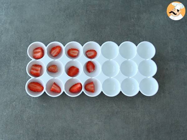 Eis mit roten Früchten - Zubereitung Schritt 1