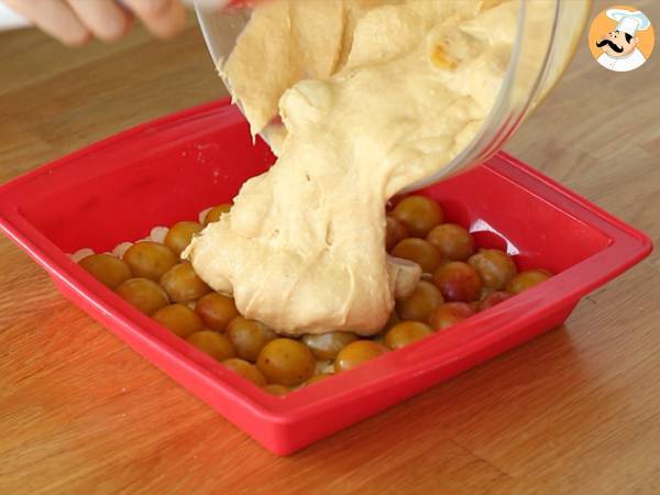 Gestürzter Kuchen mit Mirabellen und Mandeln - Zubereitung Schritt 5