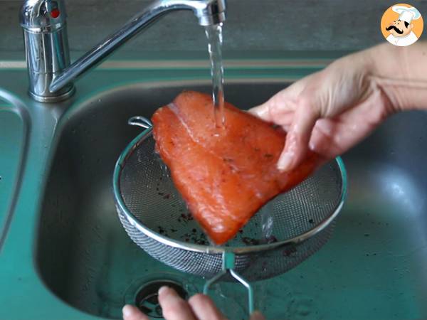 Gravlax, der marinierte Lachs nach schwedischer Art - Zubereitung Schritt 4