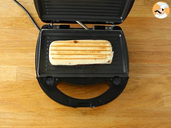 Panini mit Aufstrich - Zubereitung Schritt 3
