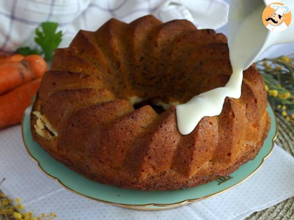 Karottenbiskuit mit Käsekuchenfüllung - Zubereitung Schritt 9
