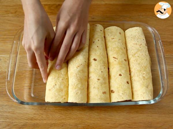 Hähnchen-Enchiladas mit Chili-Sauce - Zubereitung Schritt 5