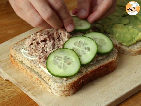 Club-Sandwich mit Thunfisch und Avocado - Zubereitung Schritt 2