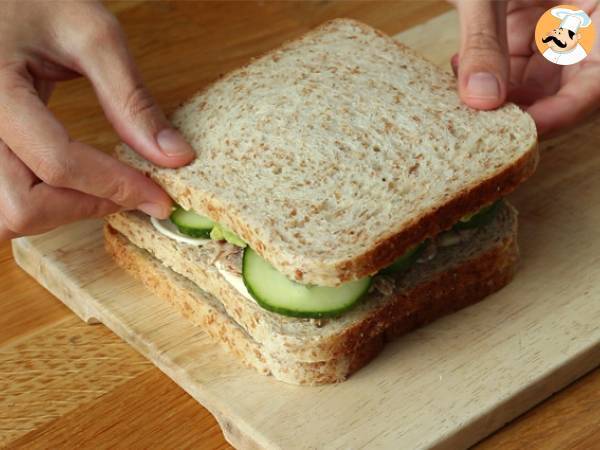 Club-Sandwich mit Thunfisch und Avocado - Zubereitung Schritt 3