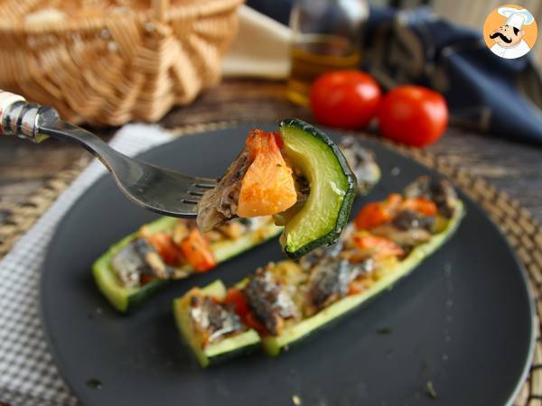 Wie macht man mit Sardinen gefüllte Zucchini? - Zubereitung Schritt 4