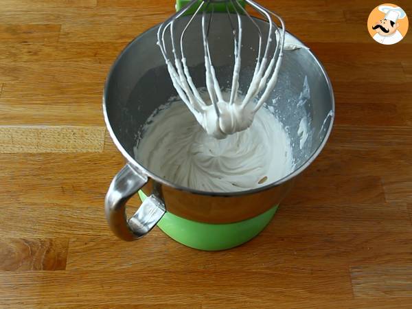 Kokos-Passionsfrucht-Rolle, perfekt als Weihnachtsstollen - Zubereitung Schritt 4