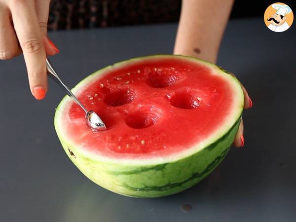 Wassermelonen-Frosé: Der super erfrischende Granita-Cocktail mit Rosé! - Zubereitung Schritt 1