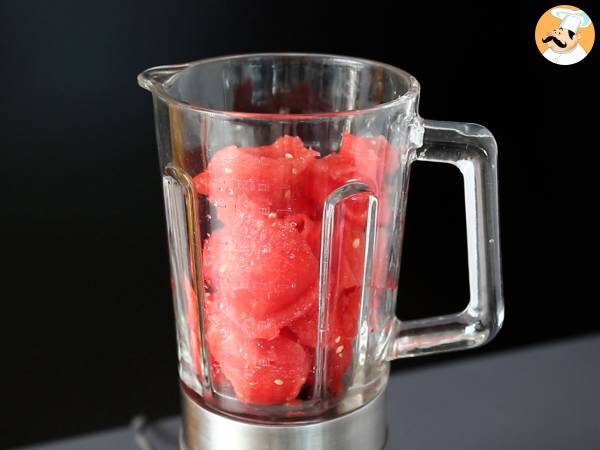 Wassermelonen-Frosé: Der super erfrischende Granita-Cocktail mit Rosé! - Zubereitung Schritt 2