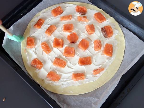 Blätterteigflocken mit Lachs und Frischkäse, perfekt zum Aufpicken beim Aperitif - Zubereitung Schritt 3