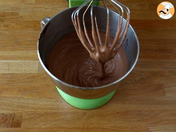 Halloween-Gugelhupf, der leckere Schokoladen-Gugelhupf - Zubereitung Schritt 3