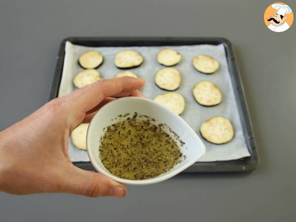 Schnell gebackene Auberginen, eine schmackhafte und leichte Beilage - Zubereitung Schritt 3