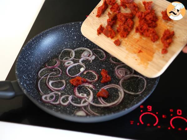 Nudeln mit 'Nduja, ein einfaches kalabrisches Nudelgericht - Zubereitung Schritt 2