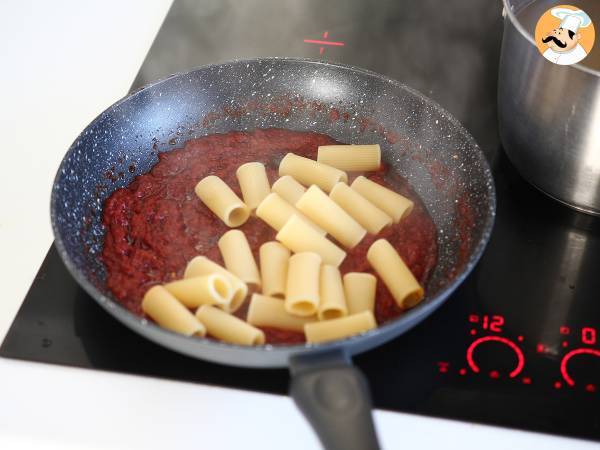 Nudeln mit 'Nduja, ein einfaches kalabrisches Nudelgericht - Zubereitung Schritt 5