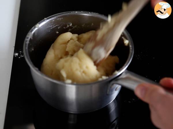 Gebackene Churros in Schüsselform zum großzügigen Belegen - Zubereitung Schritt 2