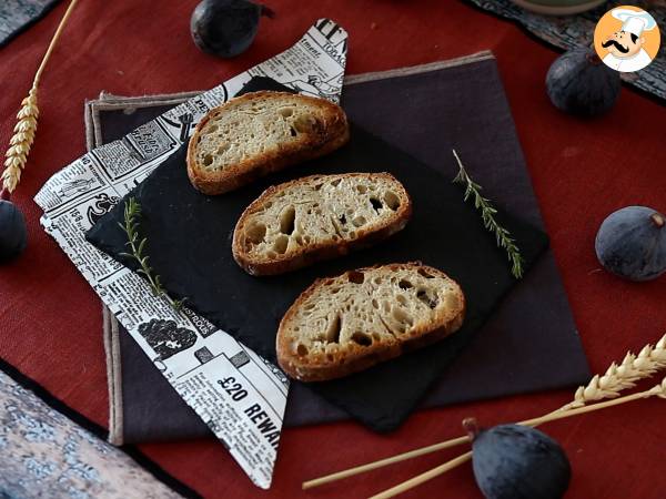 Feigenschnitten, Ziegenfrischkäse, Honig und Rosmarin - Zubereitung Schritt 2