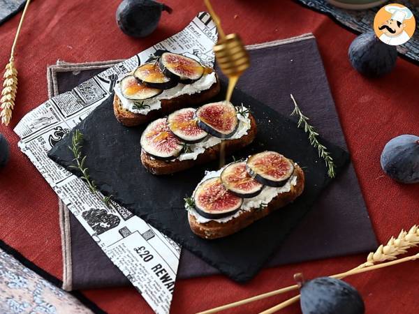 Feigenschnitten, Ziegenfrischkäse, Honig und Rosmarin - Zubereitung Schritt 5