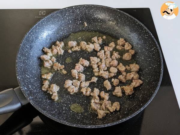 Nudeln mit Kürbis und Wurst - Zubereitung Schritt 2