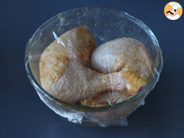 Wie brate ich Hähnchenschenkel in der Pfanne? - Zubereitung Schritt 2