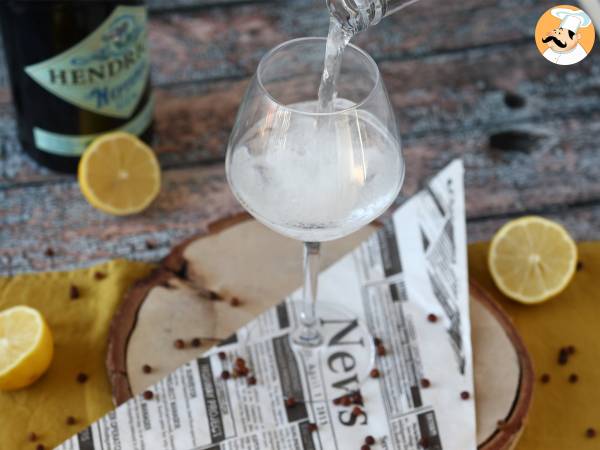 Gin Tonic, der perfekte Cocktail für den Aperitif! - Zubereitung Schritt 1