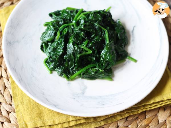 Gebratener Spinat, die leckere und einfache Beilage - Zubereitung Schritt 4