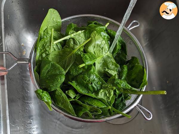 Spinat-Omelett, der einfache und schmackhafte vegetarische zweite Gang - Zubereitung Schritt 1
