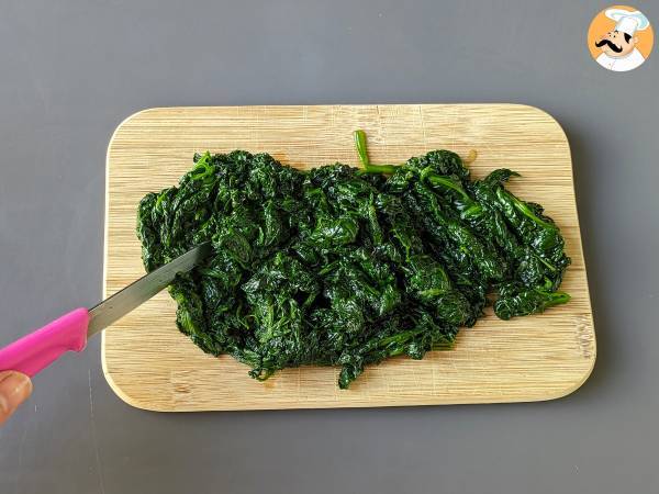 Spinat-Omelett, der einfache und schmackhafte vegetarische zweite Gang - Zubereitung Schritt 4